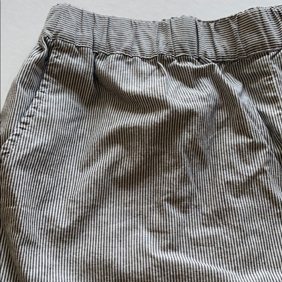 Forever 21 Striped Chambray Shorts Large - Picture 3 of 5